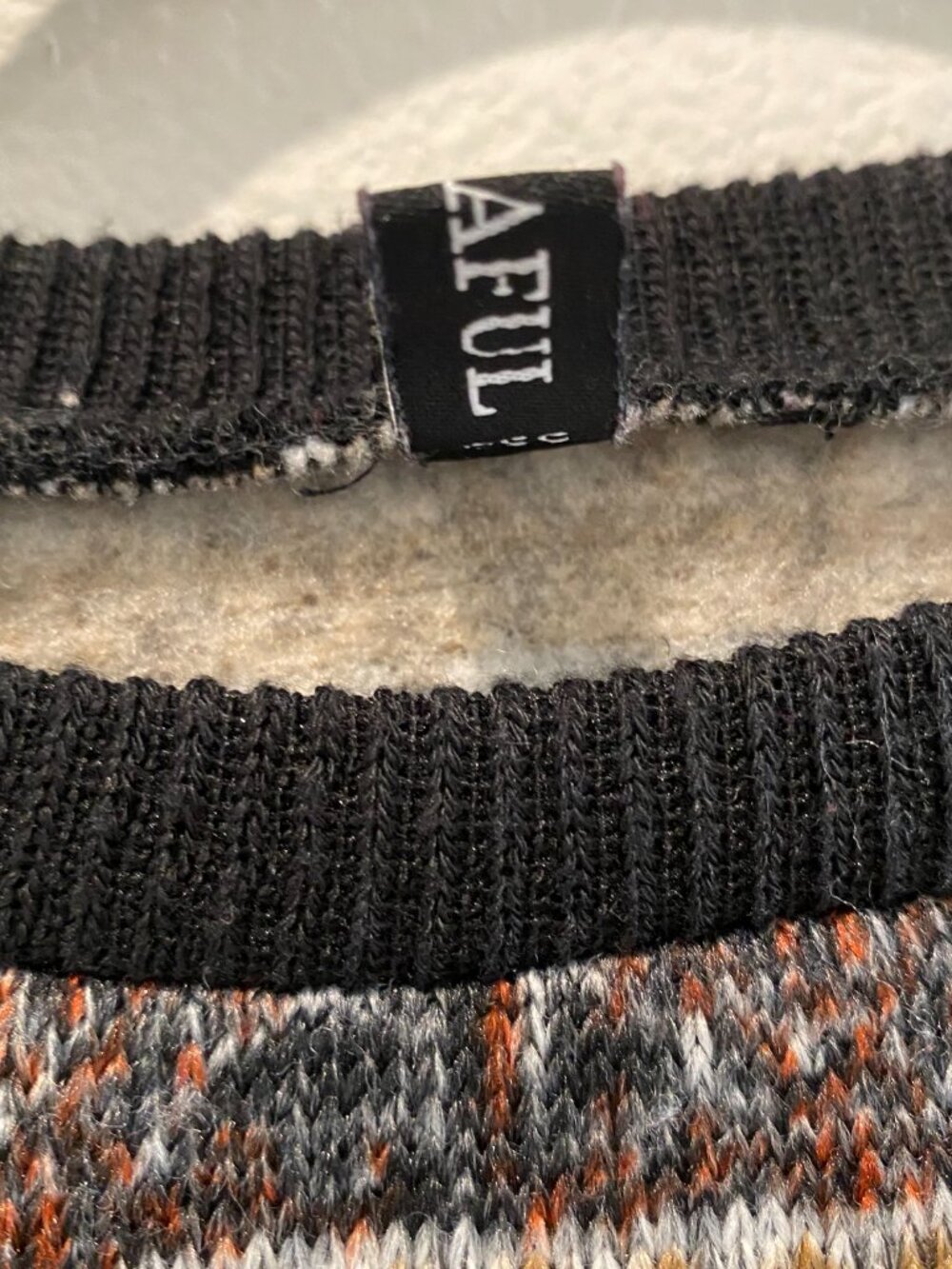 Zaful Aztec Geometric Knit Crop Sweater Multicolor Grey Orange Black Size 8 (L) - Picture 6 of 12